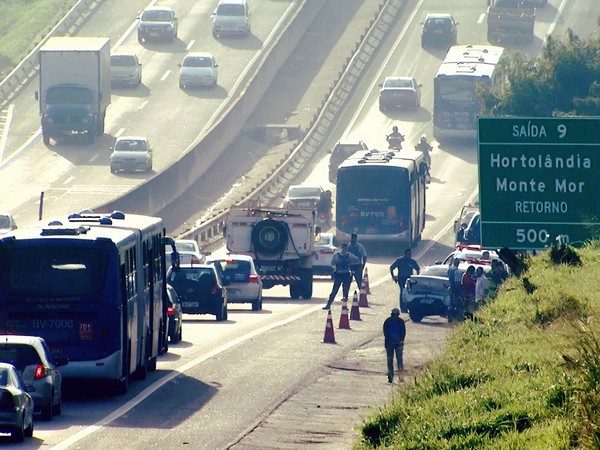 Após mortes na SP-101, concessionária aponta queda no número de vítimas