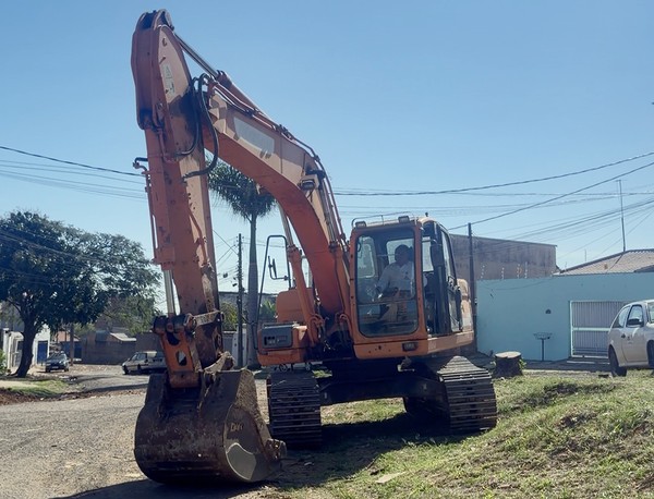 Vila Operária recebe pavimentação completa após duas décadas de espera