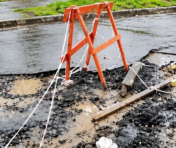 Chuva prorroga reparo em microdrenagem no Parque São Clemente, em Monte Mor
