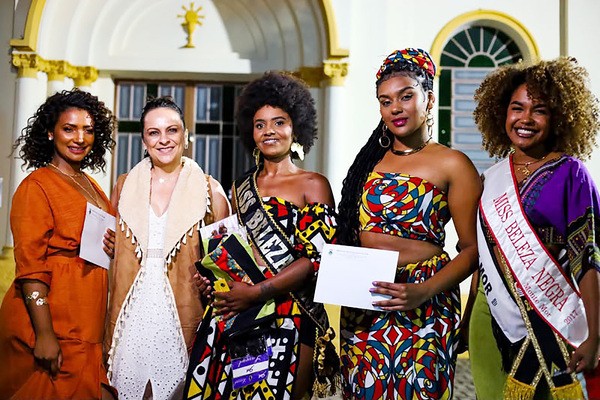 Monte Mor vai ter festa com samba, capoeira e concurso de beleza negra